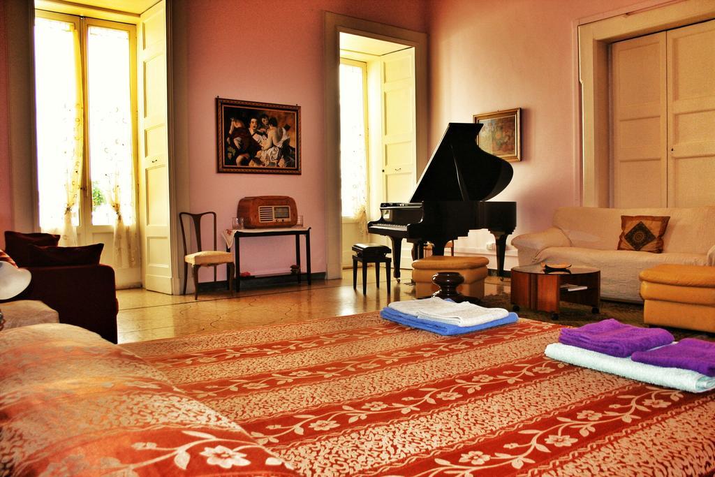 Palazzo Belli B&B Lecce Pokój zdjęcie