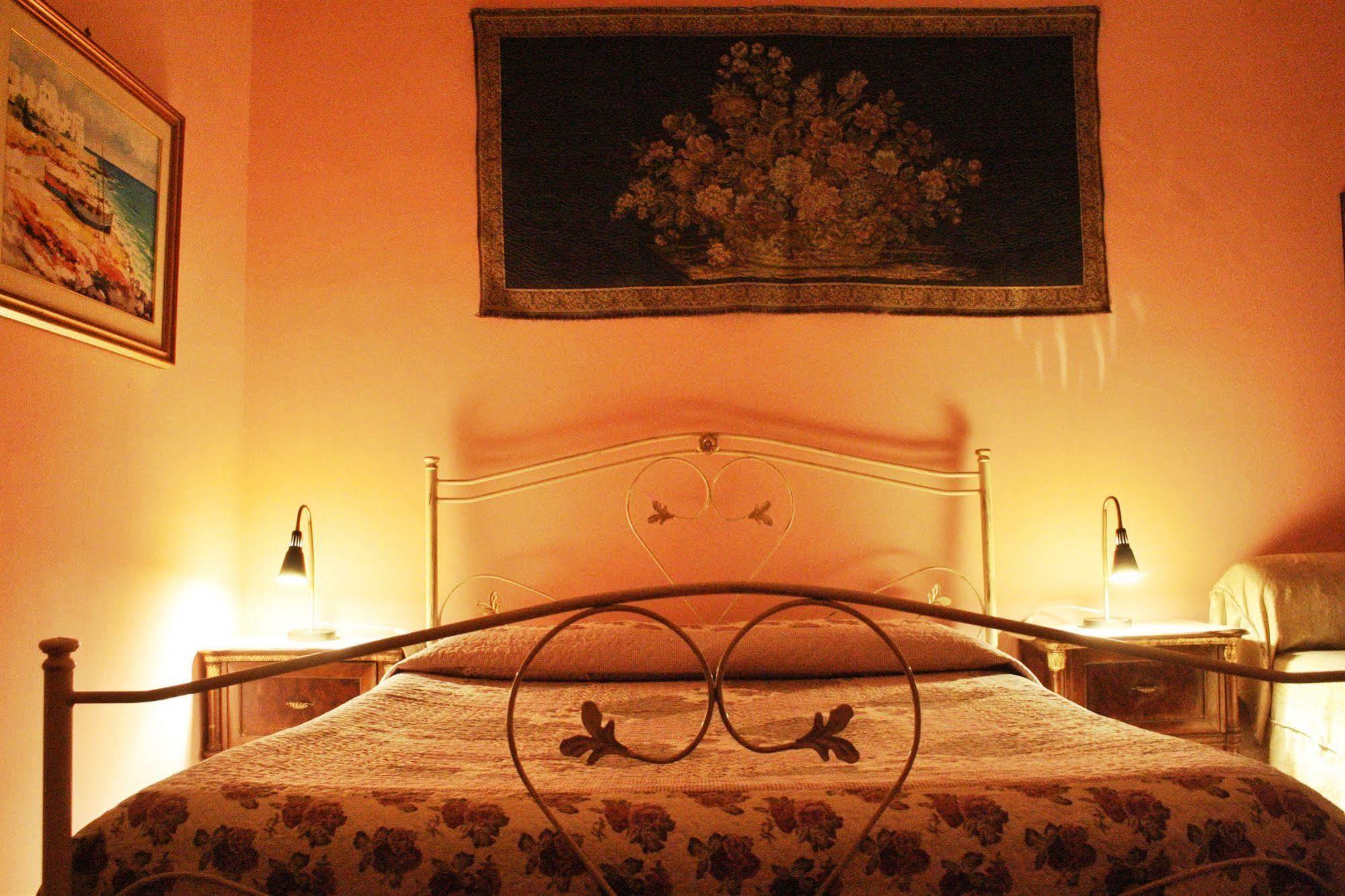 Palazzo Belli B&B Lecce Zewnętrze zdjęcie
